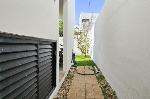 1936-53044-Casa-en-Venta-en-Real-Montejo-Merida-con-cochera-techada-3-recamaras-y-alberca_(14).jpg