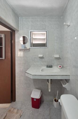 1955-53194-Casa-en-Venta-ubicada-en-Chelem-a-3-esquinas-del-mar-3-habitaciones_(9).jpg
