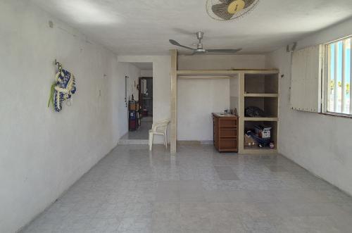 1955-53203-Casa-en-Venta-ubicada-en-Chelem-a-3-esquinas-del-mar-3-habitaciones_(18).jpg