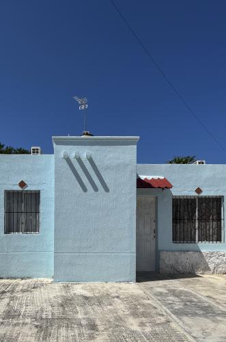 1998-54168-Casa-de-una-planta-en-sol-caucel-de-dos-recamaras-con-aires-acondicionados_(1).jpg