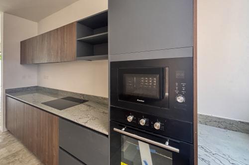 2009-54226-Casa-en-venta-en-el-norte-de-Mérida-Cholul-de-3-recámaras-con-estudio_(17).jpg