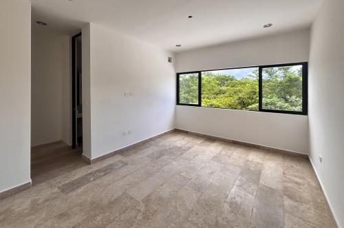 2009-54231-Casa-en-venta-en-el-norte-de-Mérida-Cholul-de-3-recámaras-con-estudio_(22).jpg