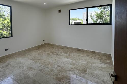 2013-54459-Casa-en-venta-en-privada-Nuukul-Temozon-Norte-con-electrodomesticos-incluidos_(27).jpg