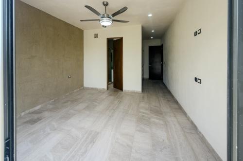 2034-55204-_Casa-en-venta-ubicada-en-Cholul-de-4-habitaciones-alberca-en-privada_(66).jpg