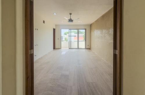 2034-55205-_Casa-en-venta-ubicada-en-Cholul-de-4-habitaciones-alberca-en-privada_(68).jpg