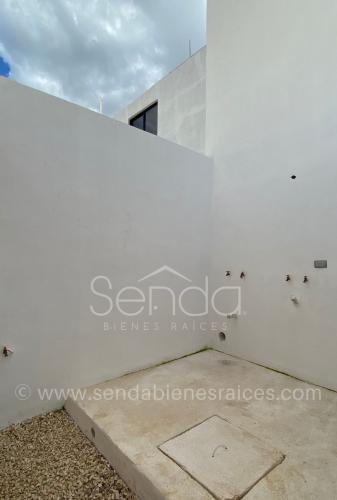 735-41116-Venta-de-Townhouse-en-Privada-en-Chuburna-Merida-Yucatan-03.jpg