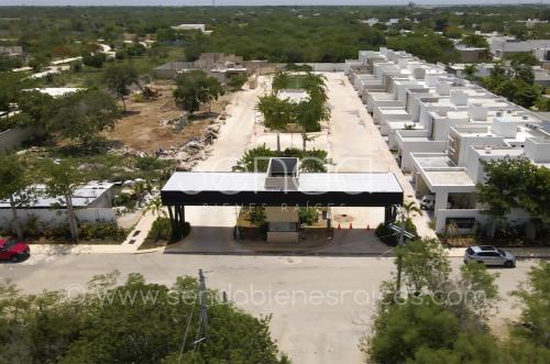 963-39759-23GM-32_-_Residencias_de_4_Recamaras_en_Venta_en_la_zona_de_Cholul_(3).jpg